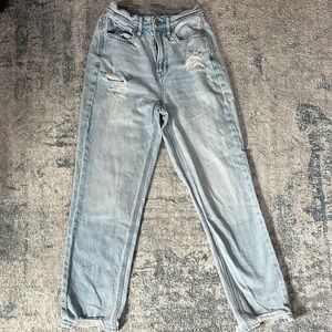 American Eagle Outfitters Light Wash Distressed Boyfriend Jeans